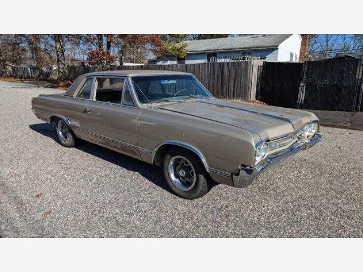 Thumbnail Photo undefined for 1965 Oldsmobile 442